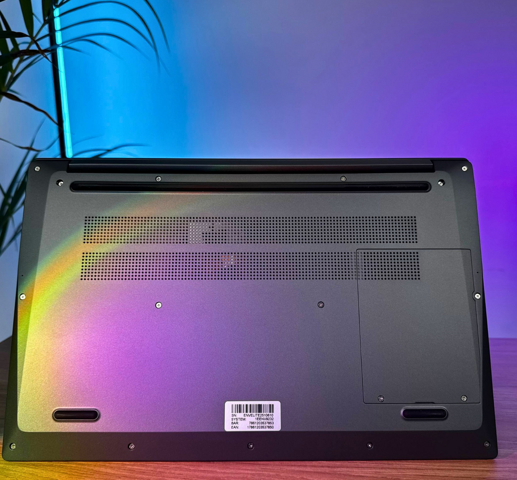 Env Elite Amd R5-3500u